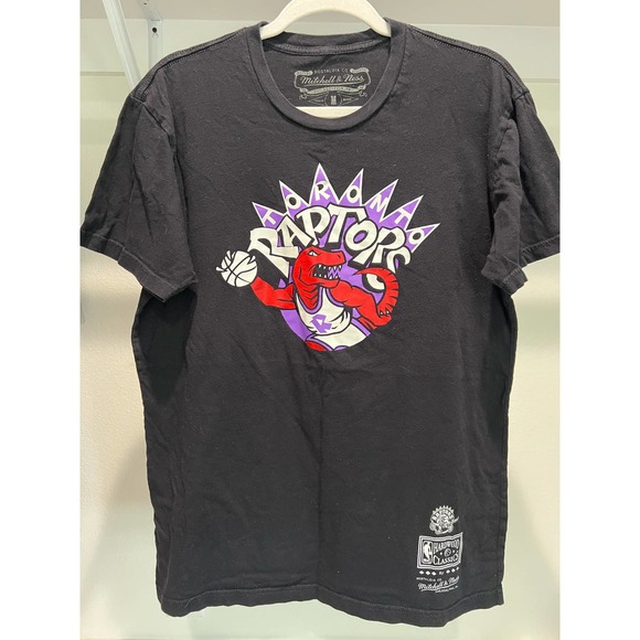 Mitchell & Ness Other - Mitchell & Ness Vintage Raptors‎ TShirt Size Medium